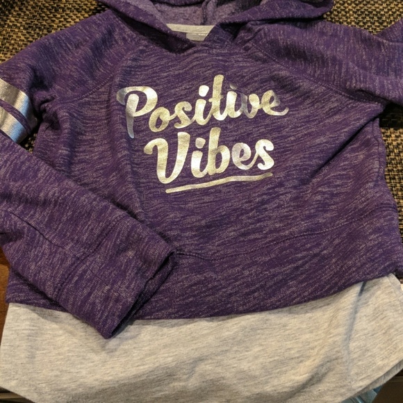 Girls size 4-5 Danskin hoodie - Picture 2 of 4